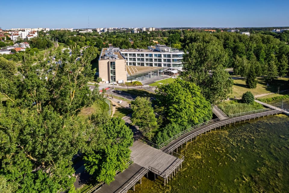 Property building, Neighbourhood, Bird's eye view