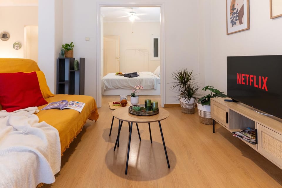 TV and multimedia, Living room, Decorative detail