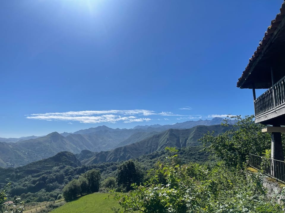 Vete Polo Segau, Seguencu Chalet in Asturias