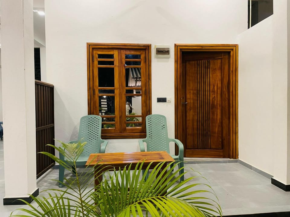 Alice Rest Arugambay Hotel in Sri Lanka