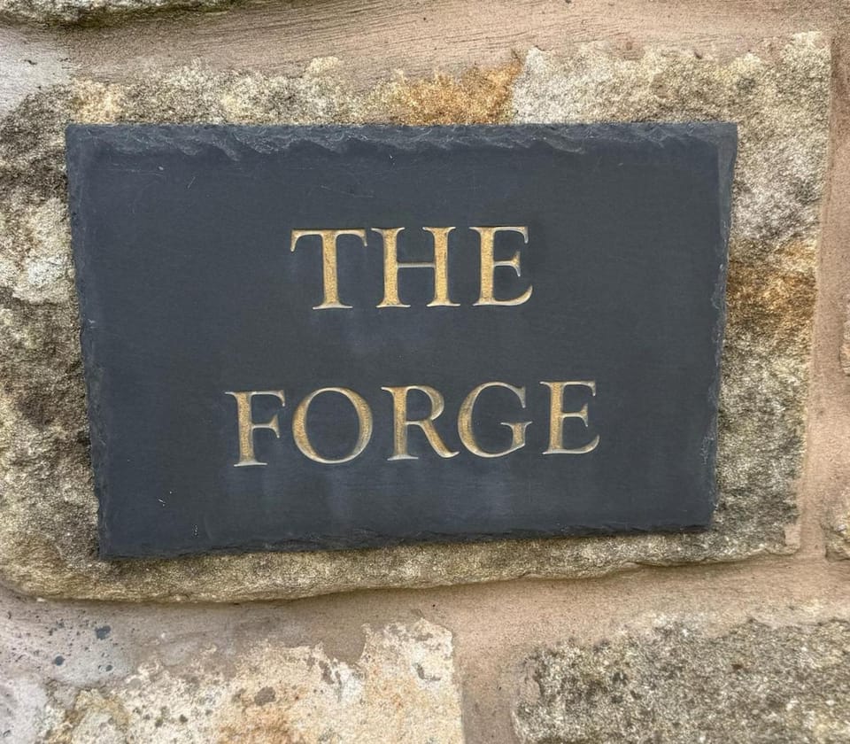 The Forge, Newly Converted Barn Apartment in England