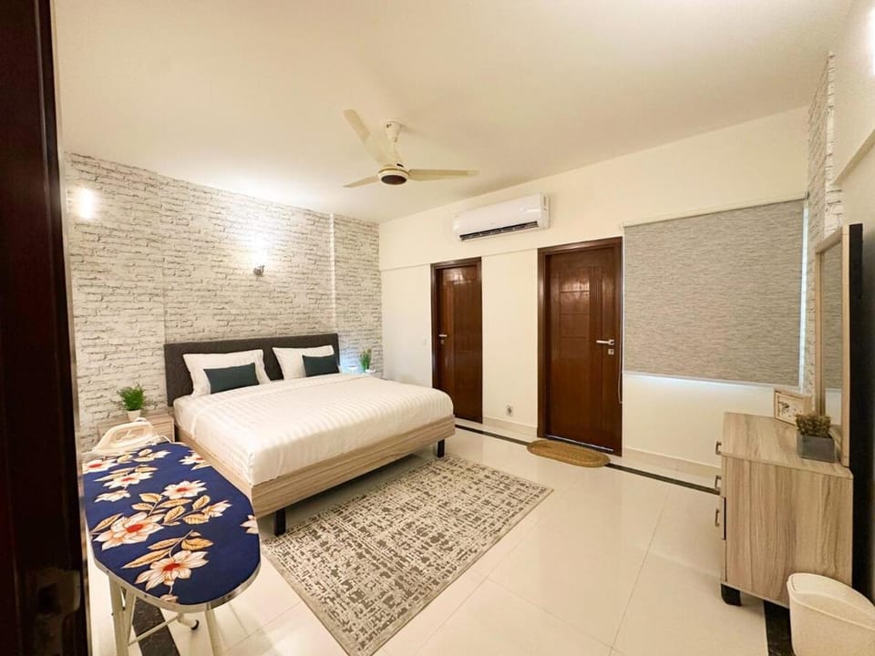 Olive Suites on Shahrah-e-Faisal Apartment in Karachi