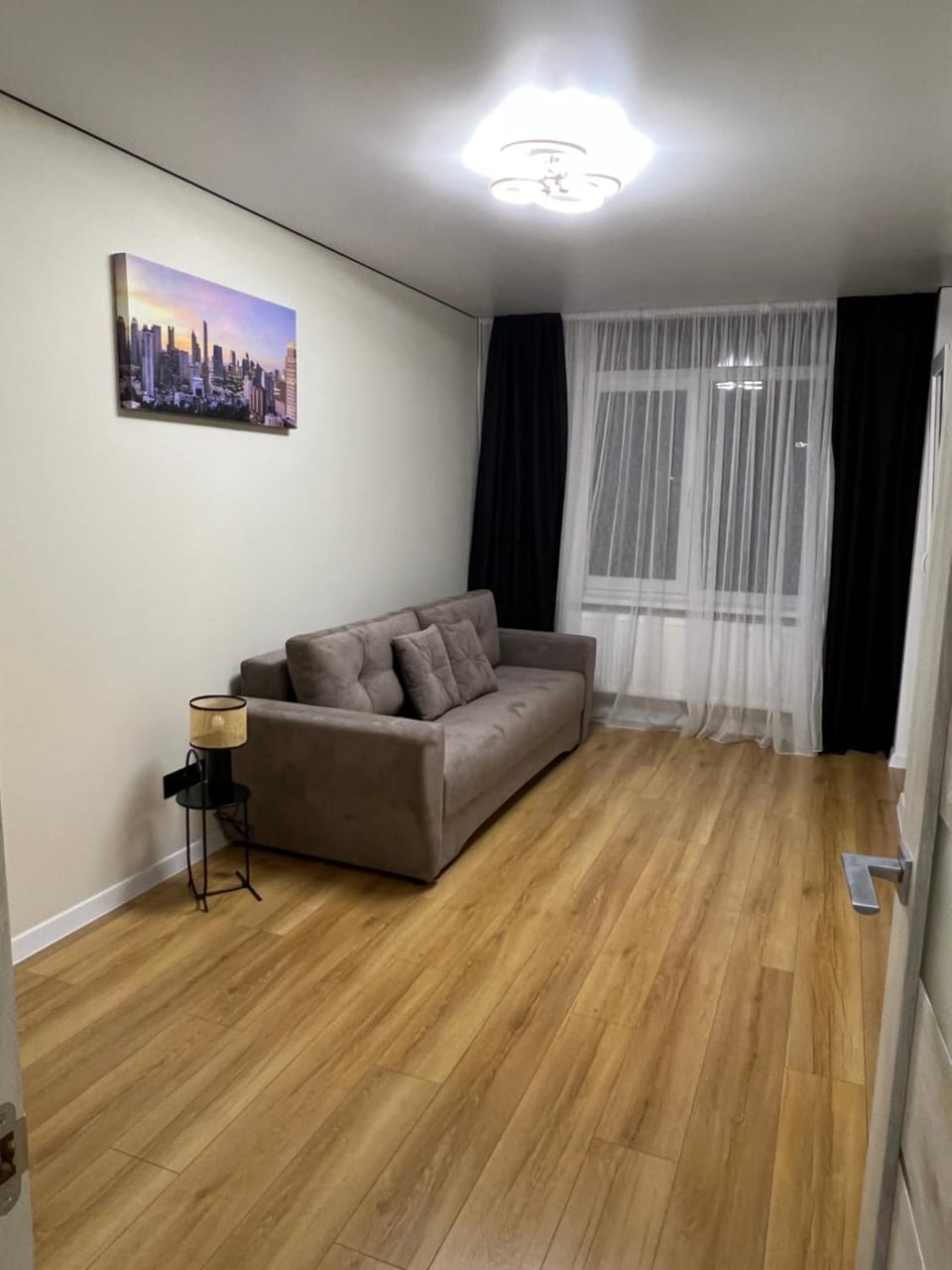 Wood Нова затишна 2-кімнатна квартира Apartment in Ukraine