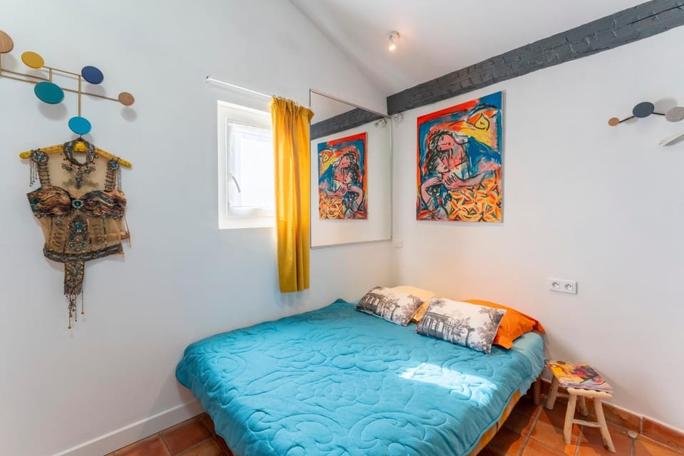Living room, Bedroom