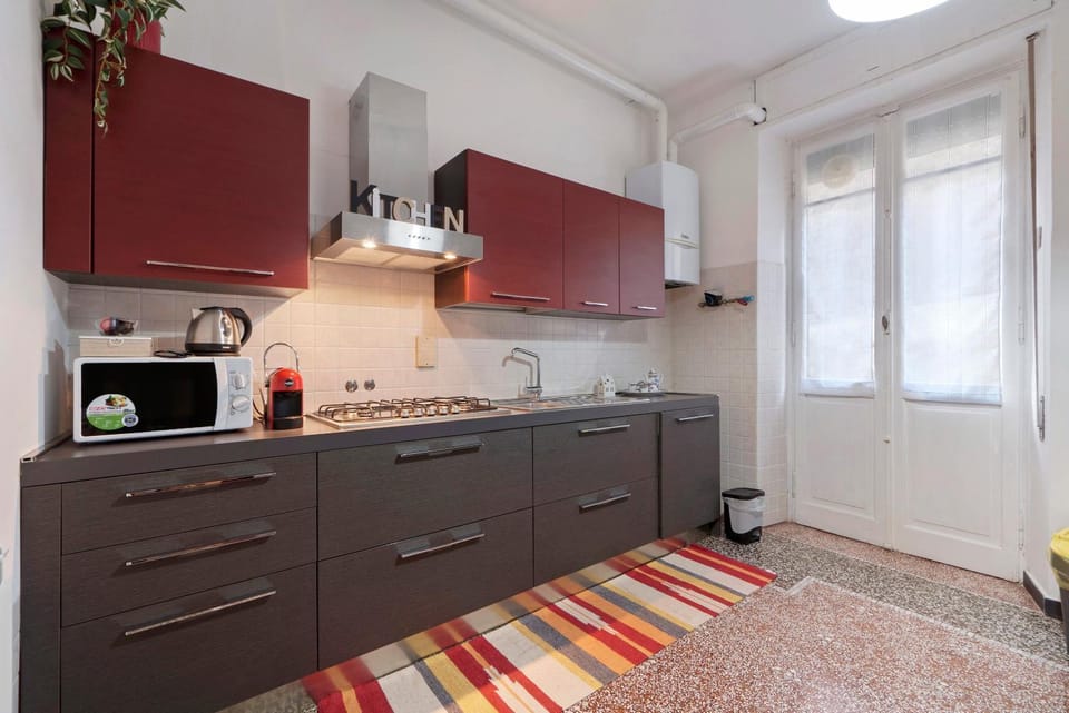 Kitchen or kitchenette, Living room