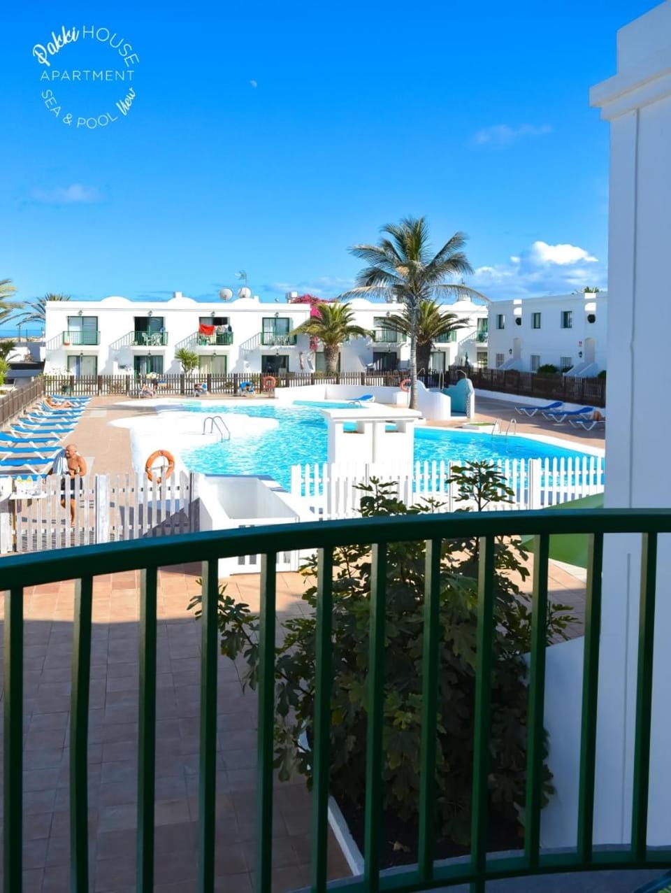 Day, View (from property/room), Balcony/Terrace, Pool view, Swimming pool