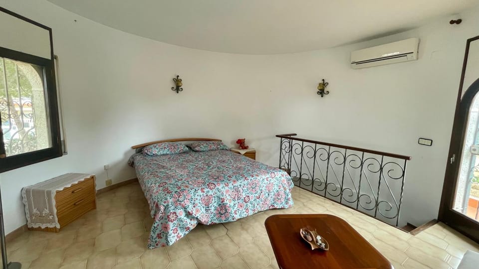 MEDDAYS Villa DOS TORRES Villa in Miami Platja