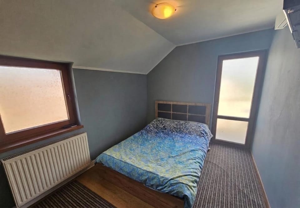 Casa cu brad Bed and Breakfast in Romania