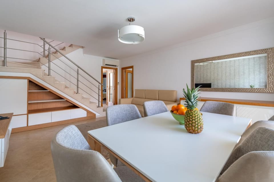 Villa Ancora - Nex to the Beach - Parking - Swimming Pool - BY BEDZY Villa in Albufeira