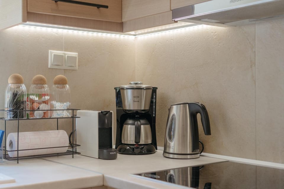 Coffee/tea facilities, kitchen