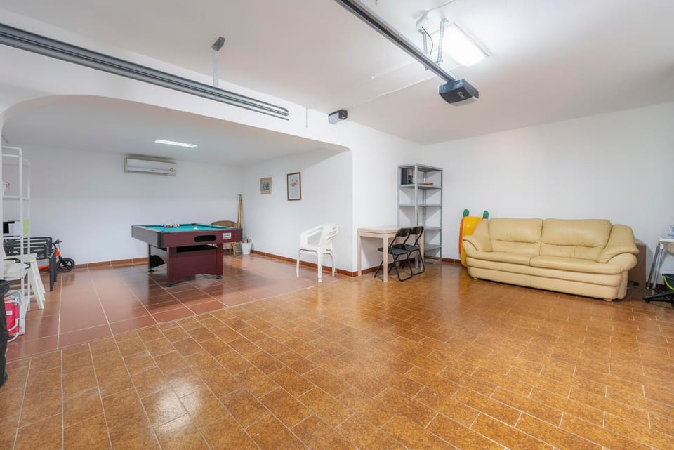 Billiard, Game Room, Entertainment