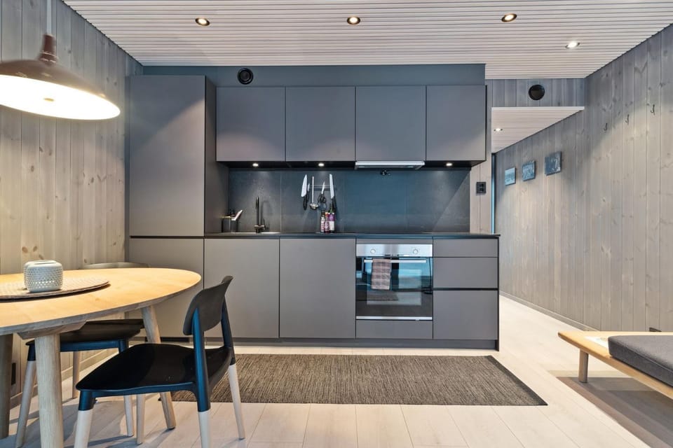 Kitchen or kitchenette, Dining area, dishwasher, oven, stove, kitchen