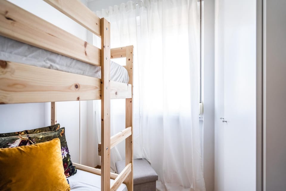 Bed, Bedroom, bunk bed