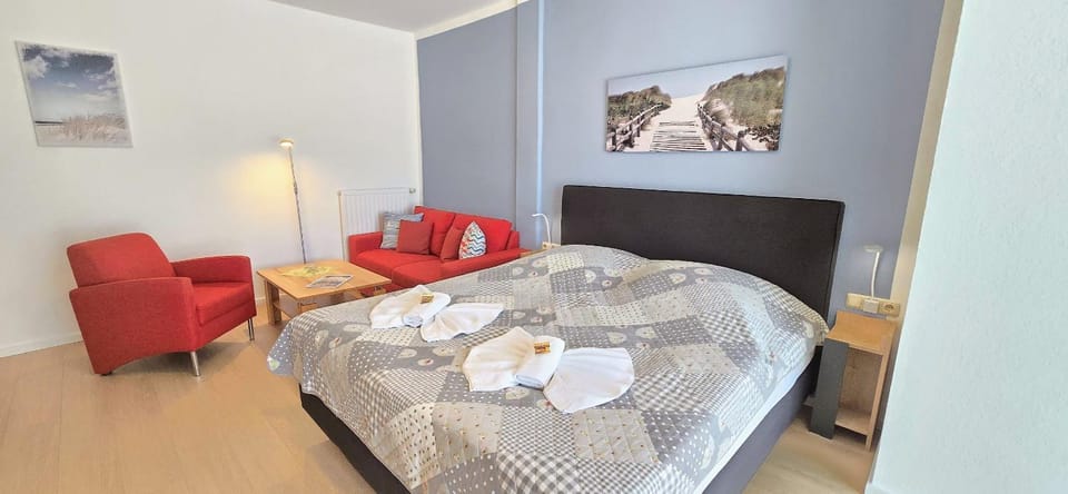 Bed, Photo of the whole room