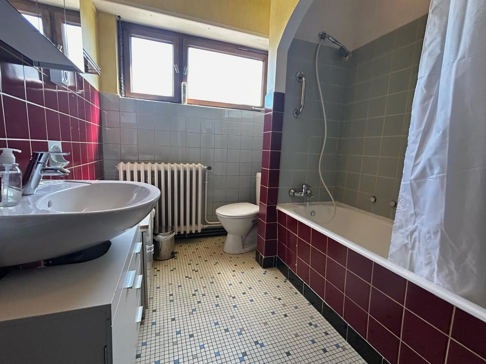 Toilet, Bathroom, Bath, towels
