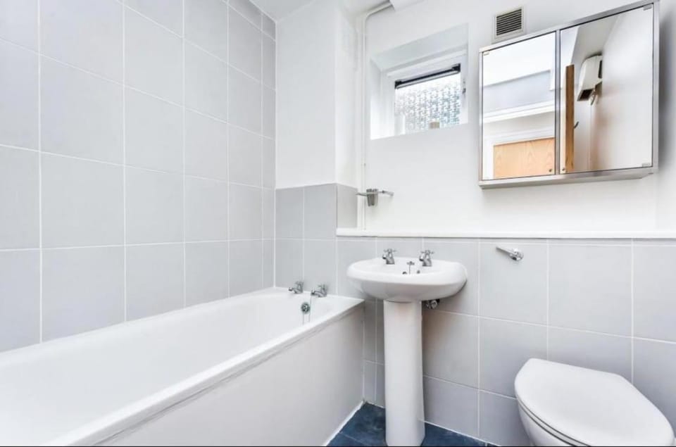 Toilet, Bathroom, Bath, towels