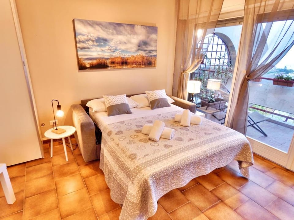 Lake View Penthouse Desenzano Apartment in Desenzano del Garda
