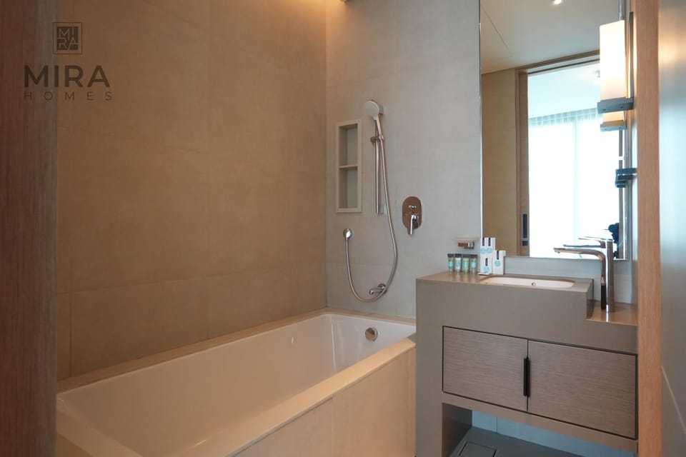 Bathroom, Bath