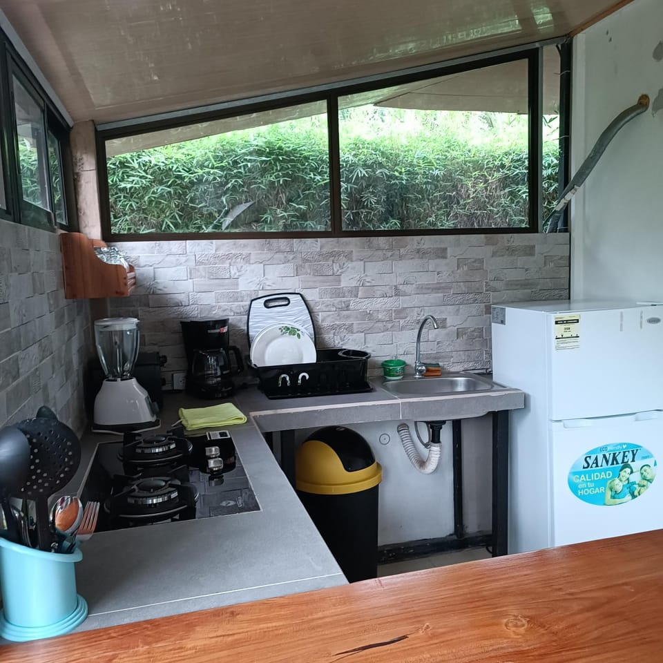 Coconut Lodge Bambu Apartment in Puntarenas Province