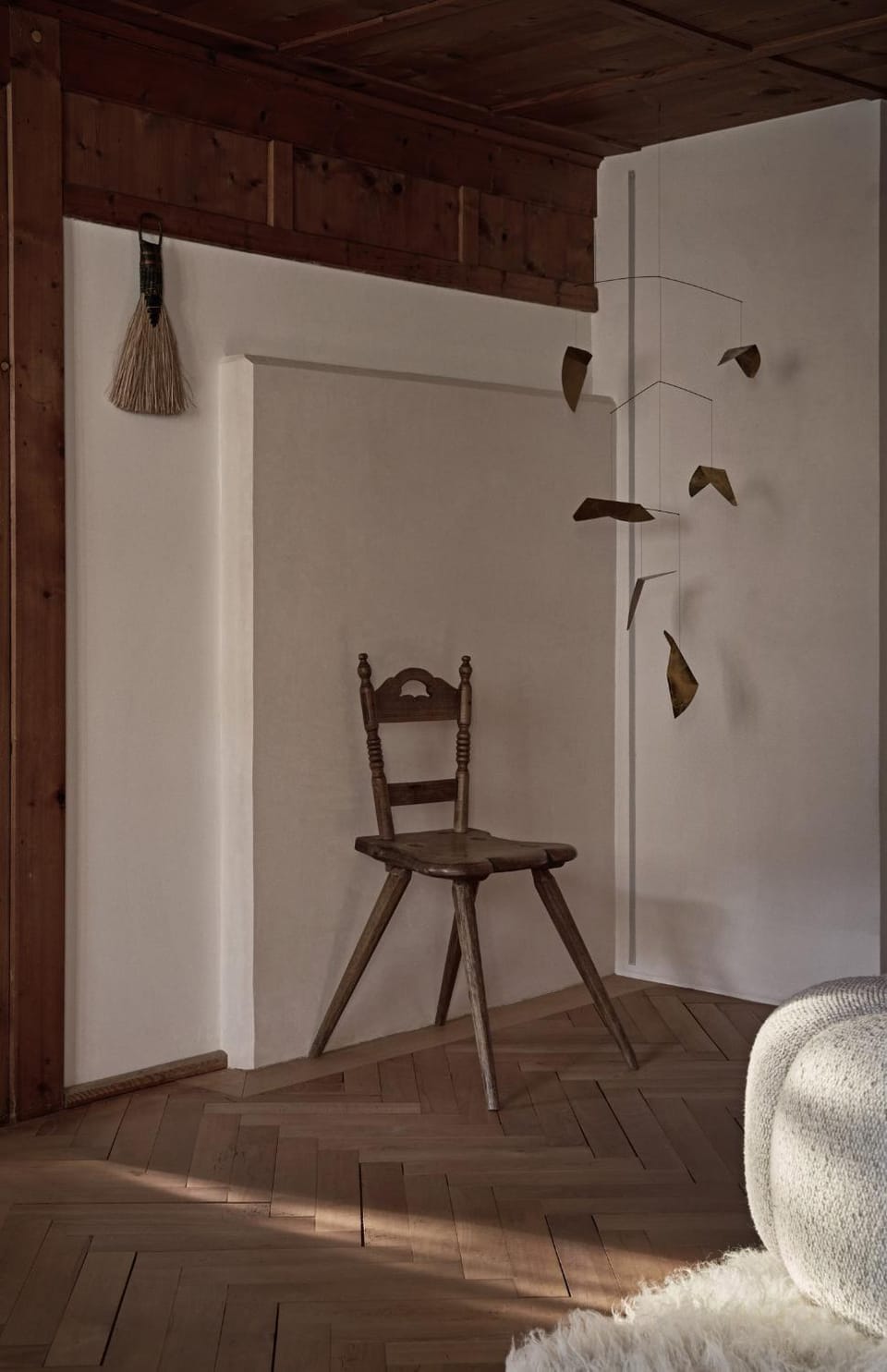 Decorative detail, Seating area, furniture
