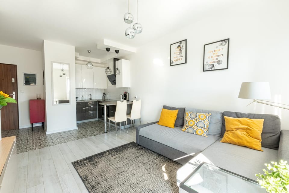 Apartamenty GB przy PCK 3, 3A, 5 z bezpłatnym parkingiem by Gingerbread Apartments Apartment in Poland