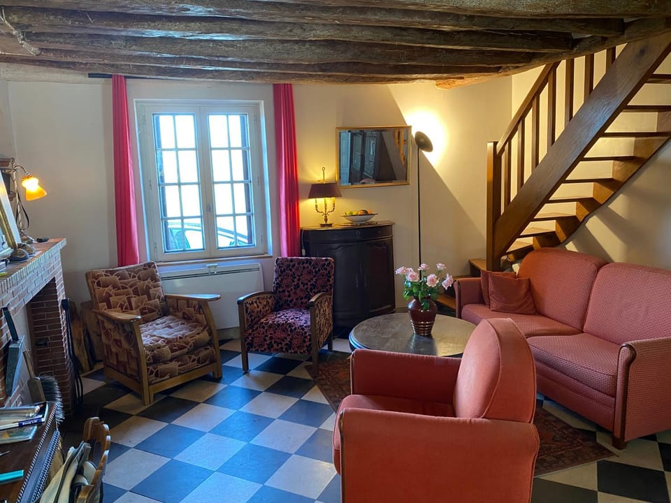 Gîte face à la Loire House in Centre-Val de Loire