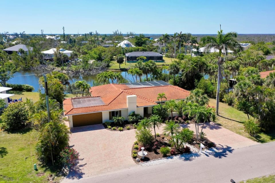 Moonlight Mermaid House in Sanibel Island