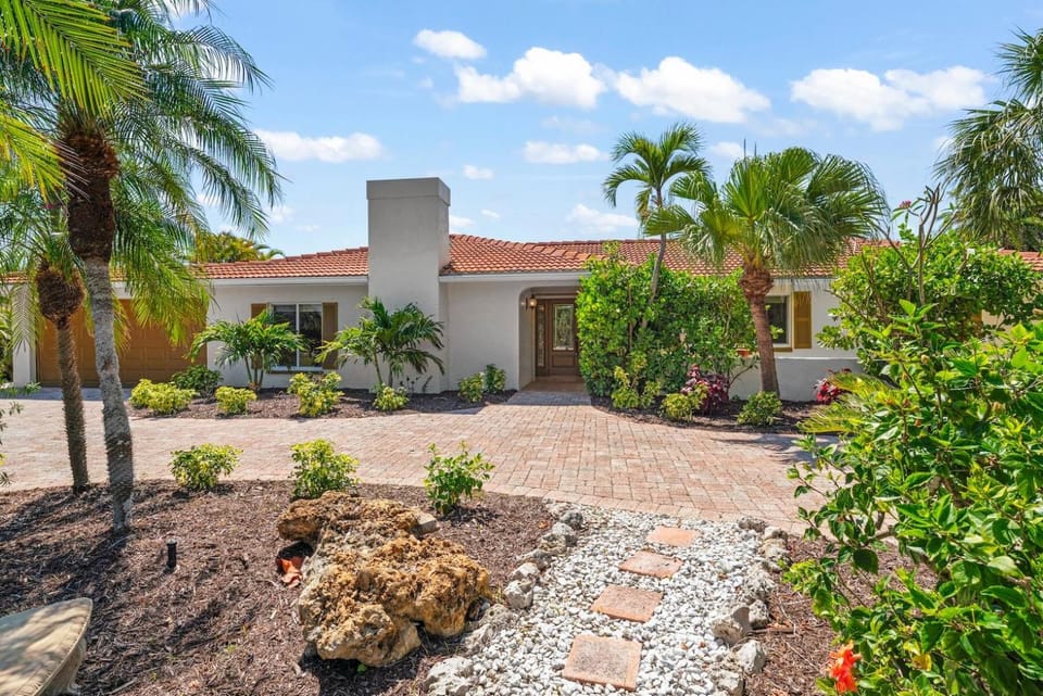Moonlight Mermaid House in Sanibel Island