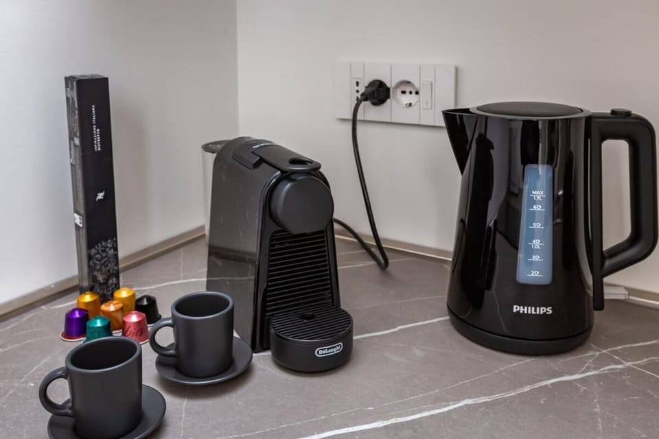 Coffee/tea facilities, Kitchen or kitchenette