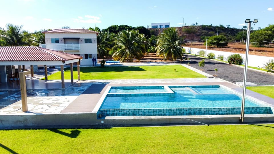Swimming pool, Swimming pool