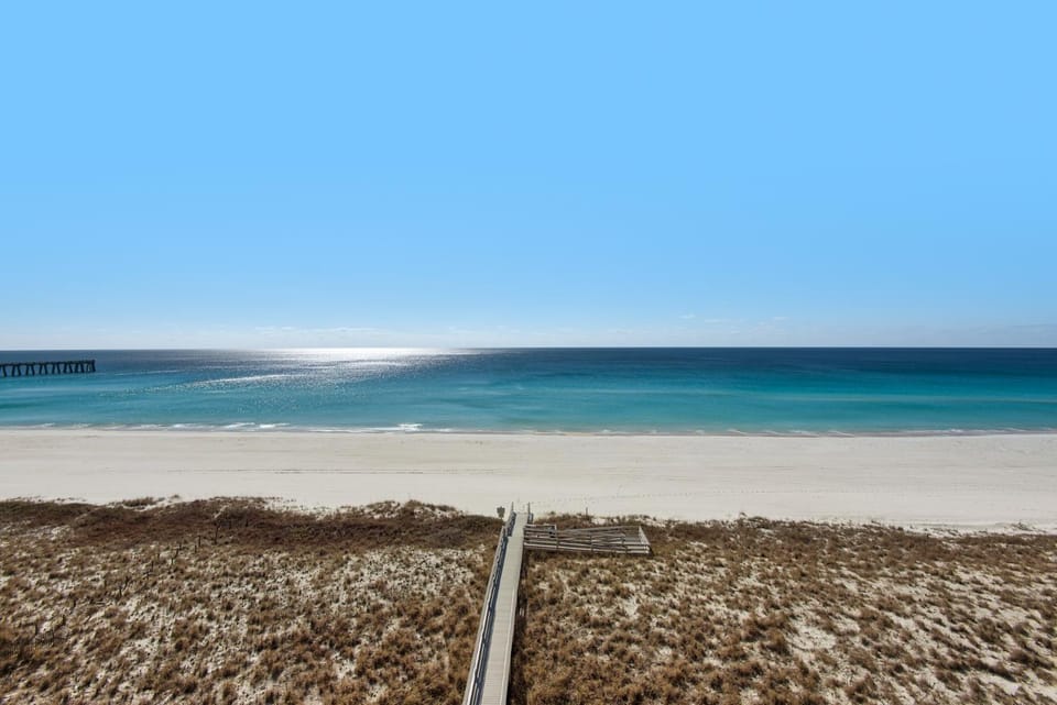 Awesome Tranquility by Gulf Coast Getaways Apartment in Pensacola Beach