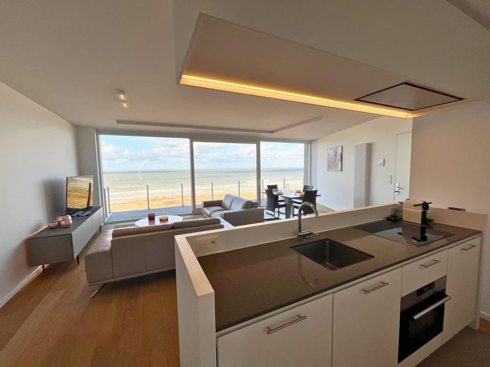 Natural landscape, Kitchen or kitchenette, Dining area, stove