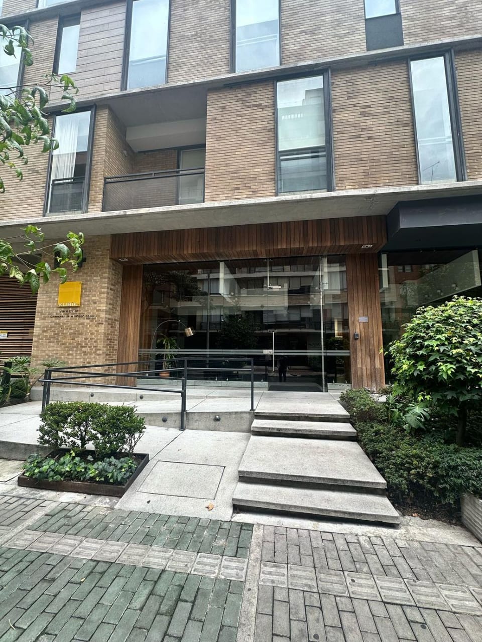 Property building, Facade/entrance, Lobby or reception