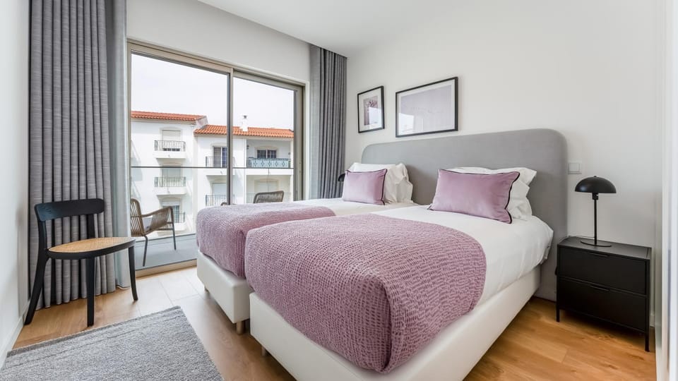 Modern 2BR w Rooftop Pool & Parking by LovelyStay Apartment in Lagos