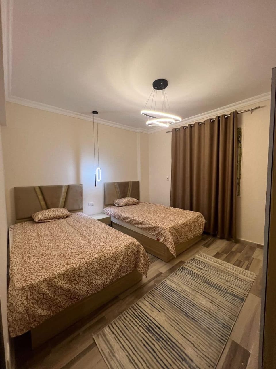 شقة فخمة للايجار المفروش بالشيخ زايد بجوار ارقي المولات Apartment in Egypt