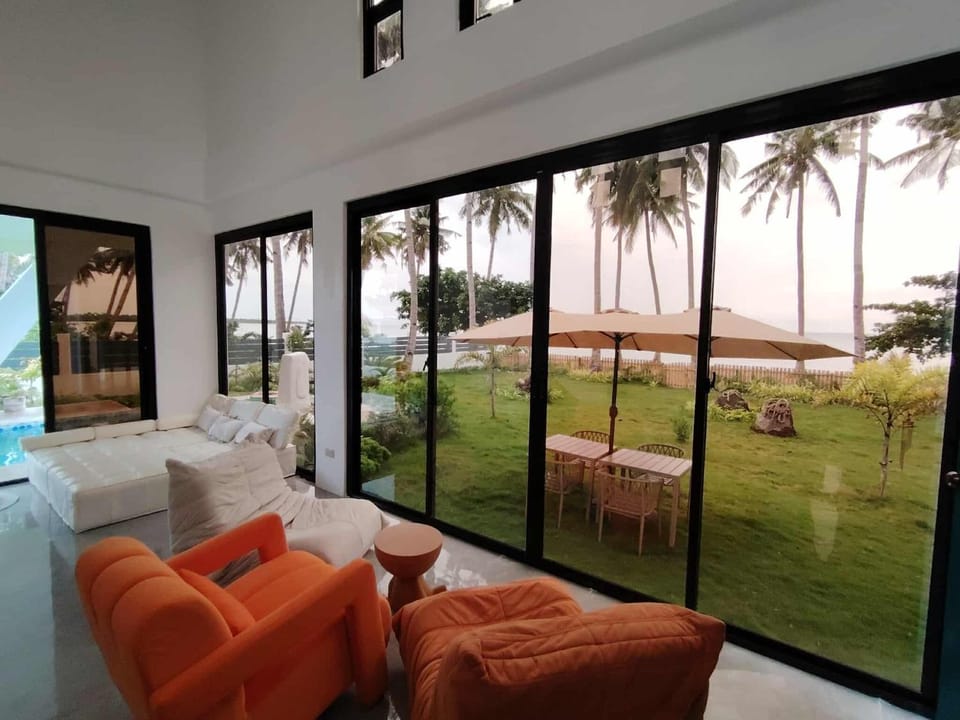 PRIVATE VILLA FRONT BEACH Infinity Pool Villa in San Vicente