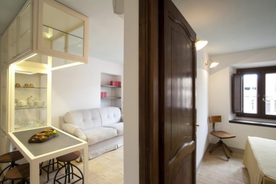 Communal lounge/ TV room, Living room