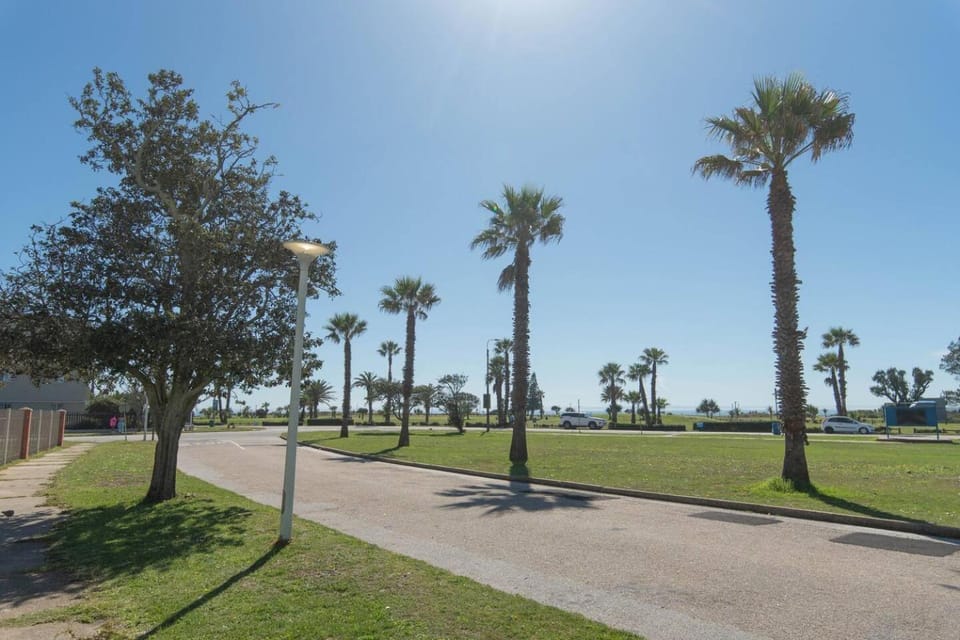 Astorian Tide Apartment in Port Elizabeth