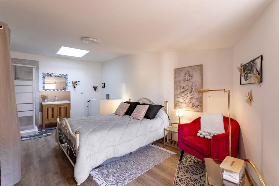 Living room, Bedroom