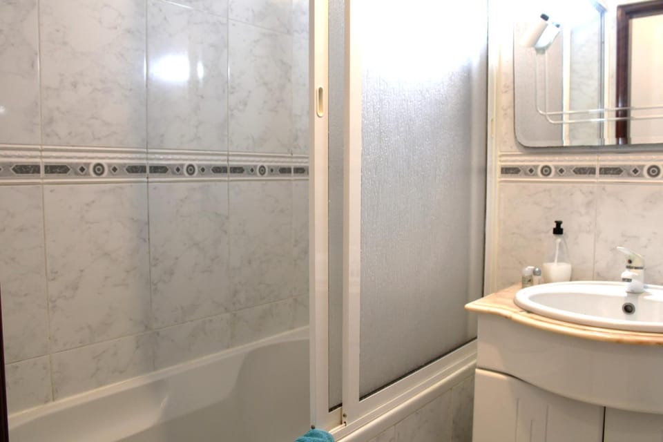 Shower, Bathroom, Bath