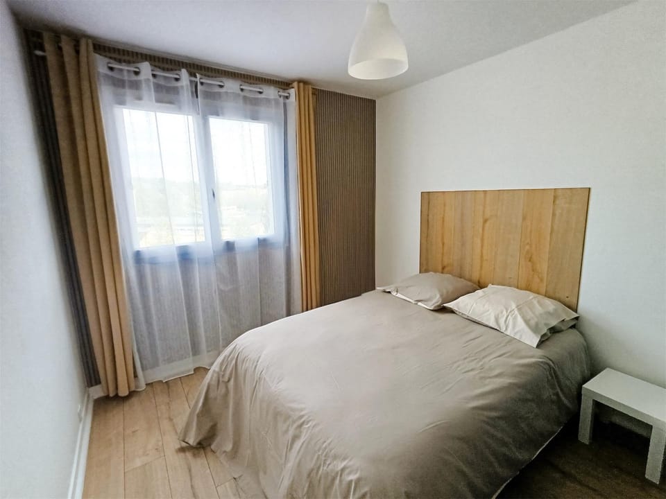 Appartement 3 chambres à Sedan Apartment in Grand Est