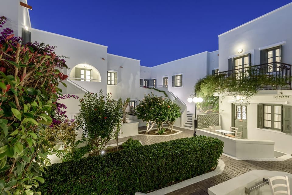 Property building, Garden, Garden view