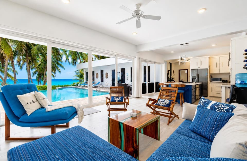 Casa Aura Maria Private Luxury Villa in Belize Villa in Corozal District