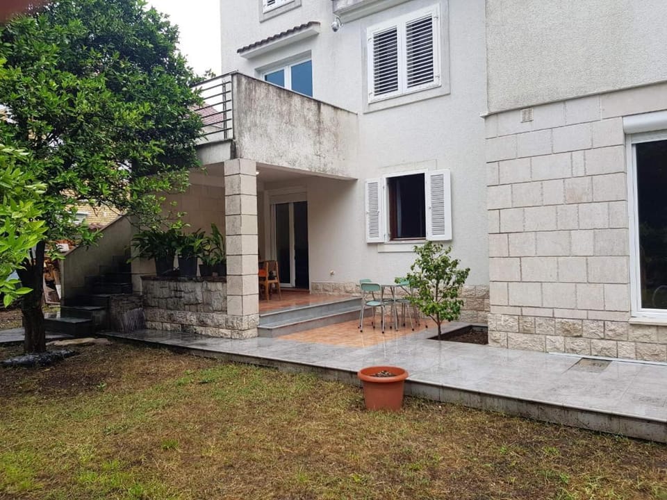 Apartman Boka Apartment in Kotor Municipality