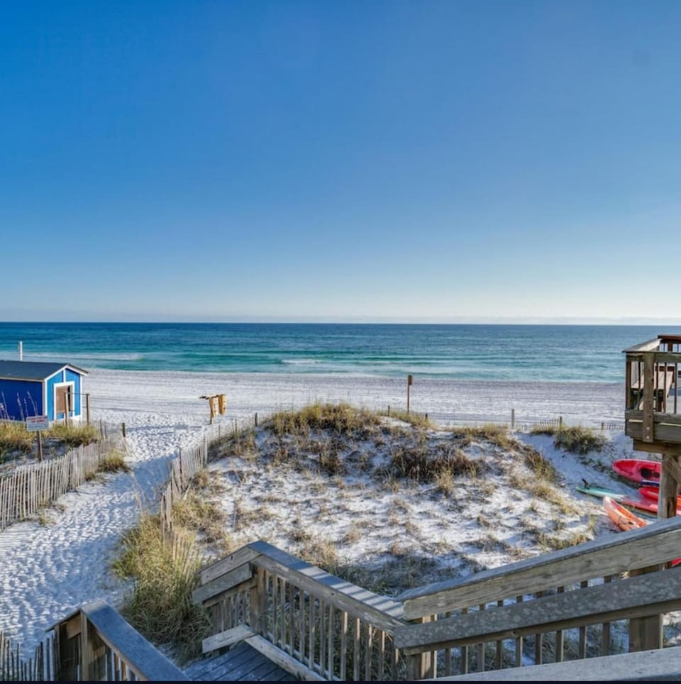 Charming 2 bed 2 bath condo in Sandestin Golf Cart Included! House in Miramar Beach