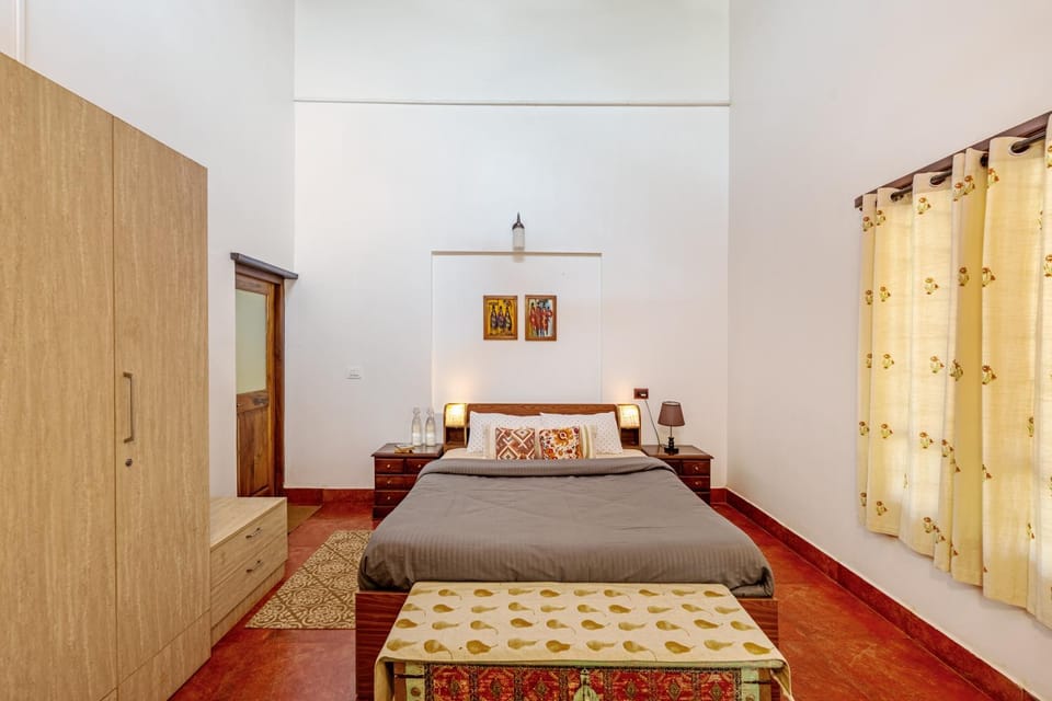 Bed, Photo of the whole room, Bedroom, wardrobe