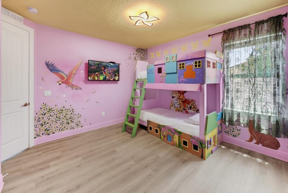 Fantastic 6BR Themed Encore Home House in Osceola County
