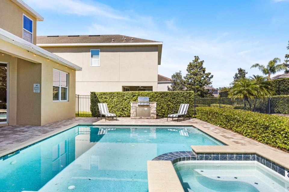 Fantastic 6BR Themed Encore Home House in Four Corners