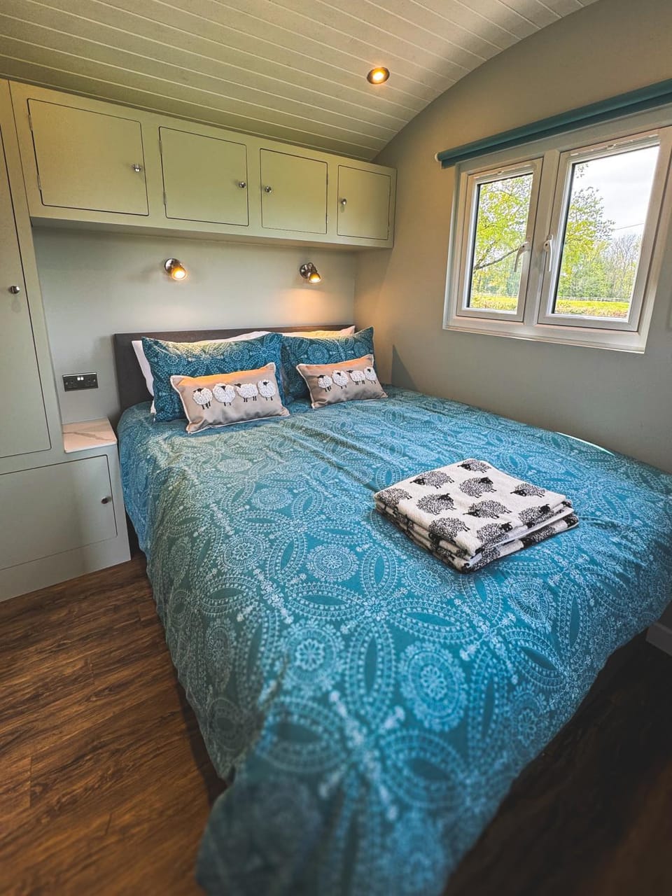 Brambles, Shepherds Hut, Isle of Wight House in Godshill