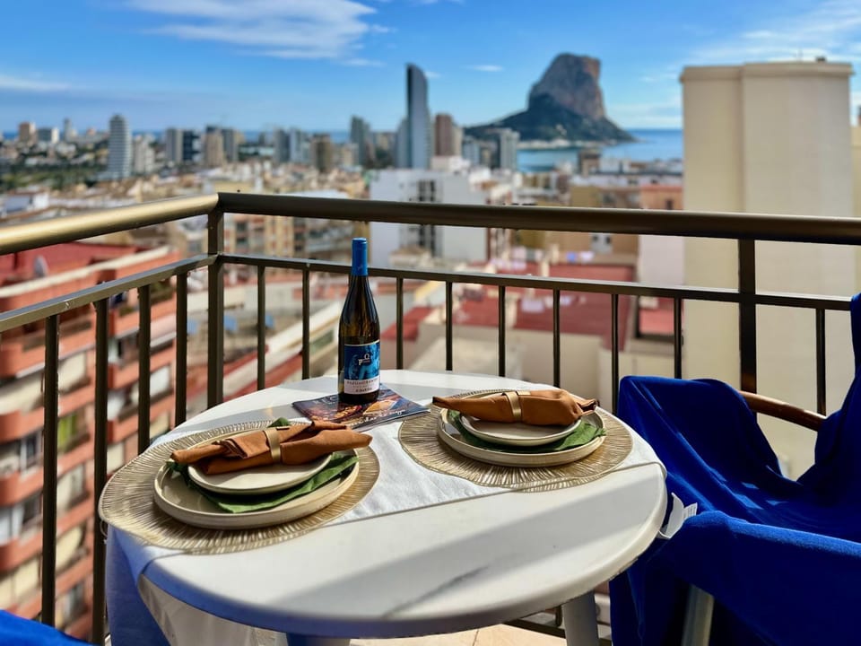 Balcony/Terrace, City view